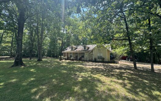 Country Charm Just Minutes from Booneville, MS
