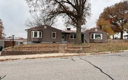 Spacious 5 Bedroom Home in Bethany, Missouri