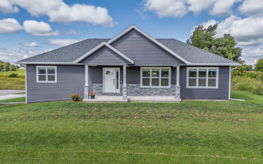 Stunning Ranch Home on a Corner lot Baraboo WI