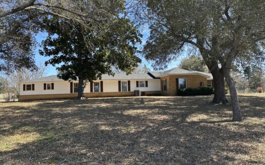 East Texas Country Home For Sale