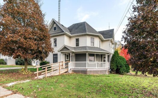 5-Bedroom Home For Sale in SW Wisconsin (Patch Grove WI)