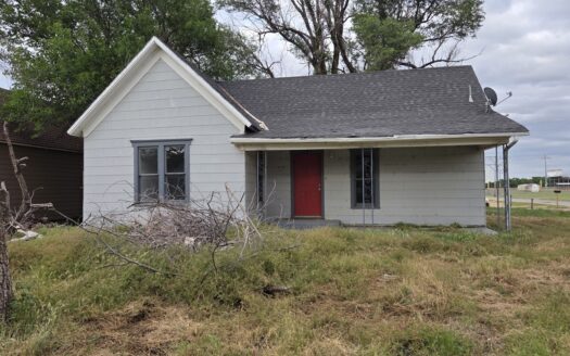 Cute Home near Cherokee Schools!