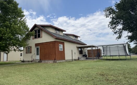 House For Sale in Grainfield KS