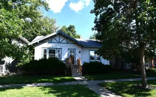 2072 Sq ft Home with Heated & AC Double Detached Garage