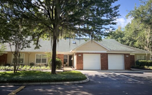 Maintenance Free 3 3/2/1 Condo