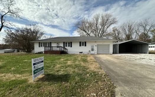 Ranch Home For Sale with Full Finished Basement in NEMO