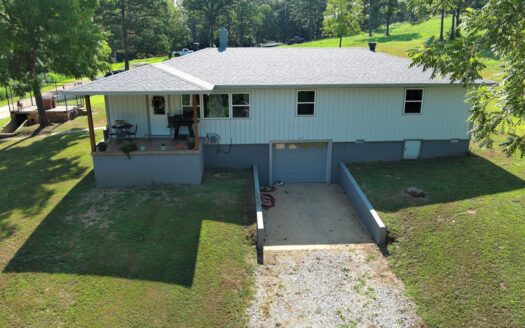 Home For Sale In Eminence, Mo