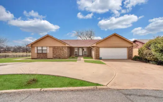 Home For Sale In Elk City, Oklahoma