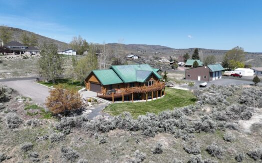 Eastern Oregon Three Bedroom Home Outside of Hines