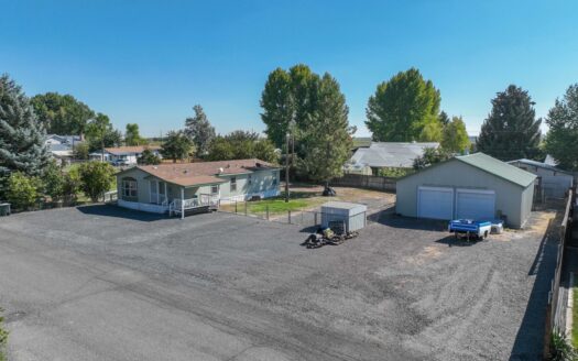 Eastern Oregon Three Bedroom Home in Burns