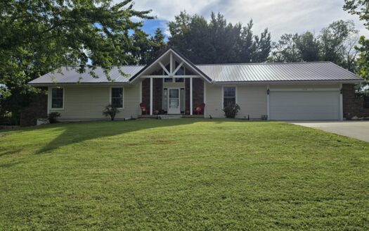  First-Floor Primary Suite + Poolside Perks!