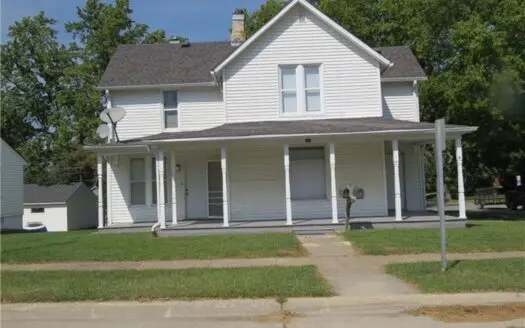 Agent/Owner Double Unit in Maryville