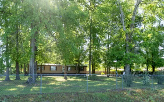 Tucked away just a few minutes from Bainbridge….