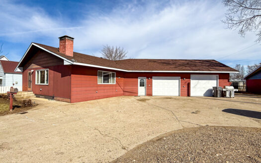 Home for Sale in Plentywood Montana