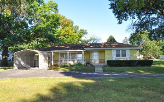 Charming Ranch on a Shaded Corner Lot in Stanberry