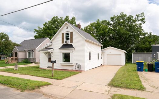 Home in Town, Viroqua SW Wisconsin For Sale