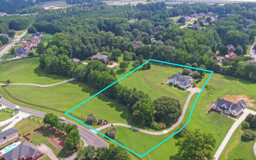 Stunning 5 Bedroom Home for Sale in Buford, Georgia