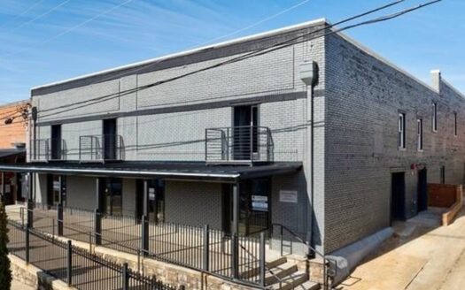 Spacious & Stylish: Condo in Downtown Hartwell