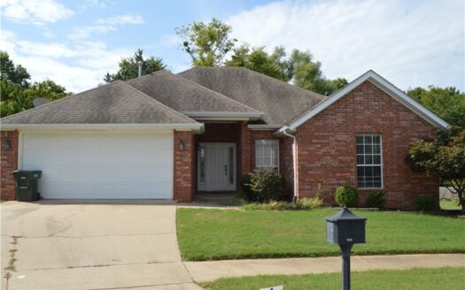 Charming 3-Bed, 2-Bath Brick Home in Prime Fayetteville Location!