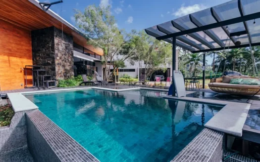 Costa Rica Turrialba Luxury Home with two Guest Homes