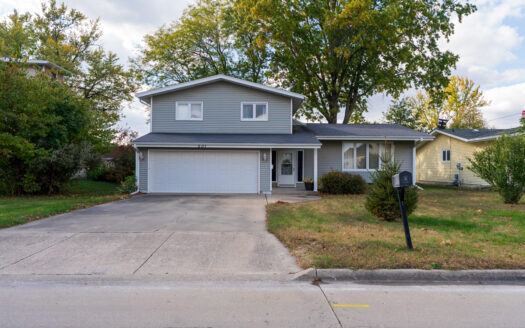 Charming Split-Level Home in Albia, Iowa