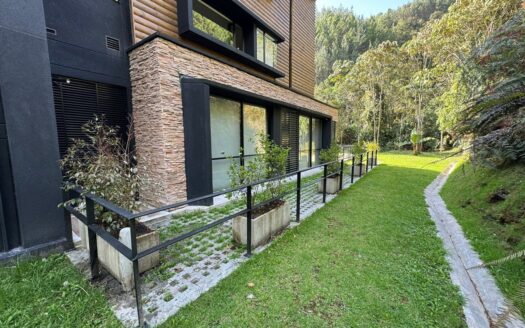 Contemporary living in the heart of nature