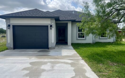 Country Home on Acreage Orange Grove, Texas ~ Horses Allowed