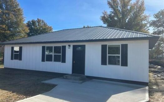 Home For Sale in Hoxie, Arkansas