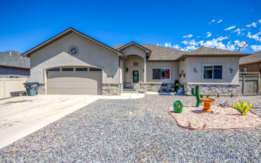 Newer Single-Family Home for Sale – 1437 Criterion St, Delta CO