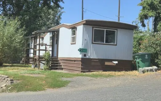Budget friendly MH for Sale in Moscow, Id.!