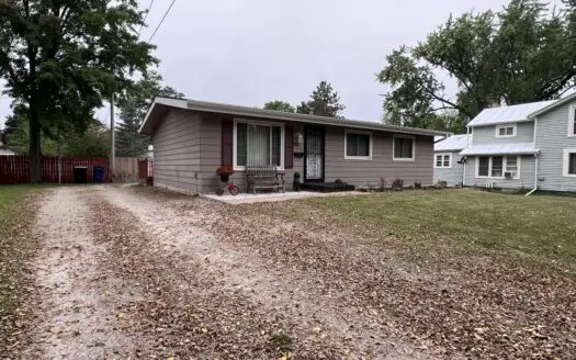 Ranch Home in the City of Waupaca For Sale