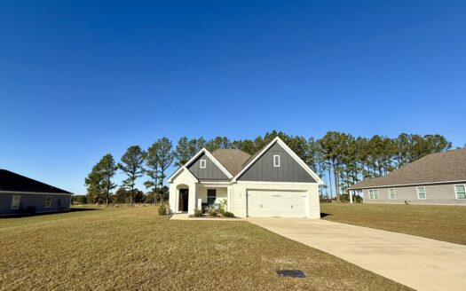 Move-in Ready 4 bed, 2 bath Home in Rehobeth School Zone