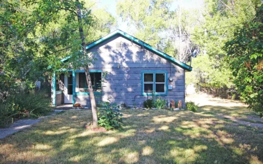 FOR SALE 3 bed room 1 bath home in Mancos, CO