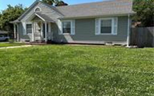 3 Bedroom Home for Sale in Iola, Kansas