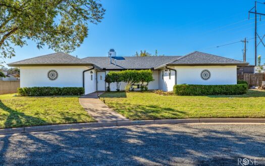 Large Home in San Angelo Texas