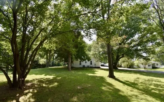 For Sale – Charming Northside Evansville Farmhouse