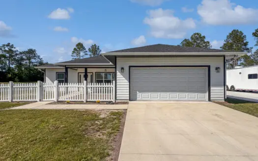 Country Home on Corner Property For Sale in Lake Butler, FL!