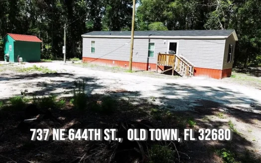 Brand new Live Oak mobile home on 3 secluded acres in Old Town