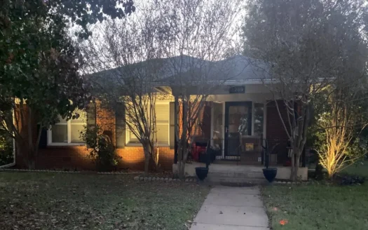 Corner Lot Home for sale in Brownwood, TX