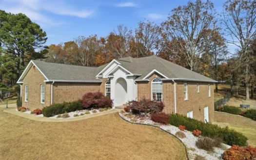 Contemporary Ranch in the Fairview Schools, West Plains, MO