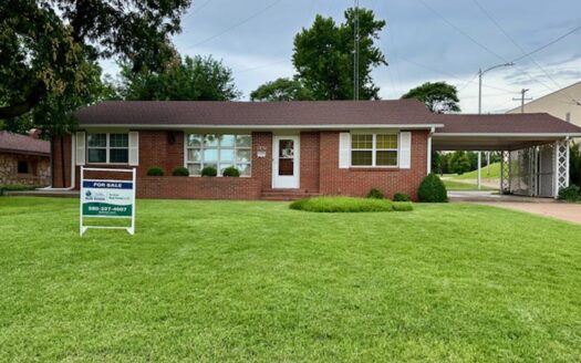 Charming Brick Home on a Corner Lot – 1331 Flynn, Alva, OK