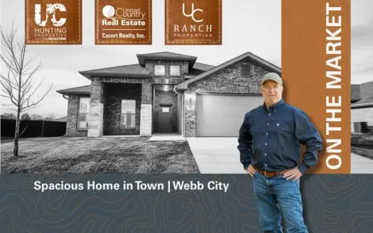 Spacious Home in Town | Webb City, Missouri