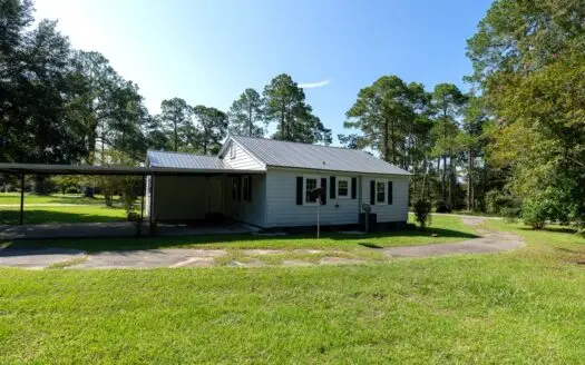Charming 3-Bed, 2-Bath Renovated Bungalow in a Quiet Neighborhood