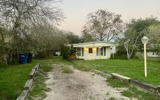 Nueces River Frontage Property In Calallen