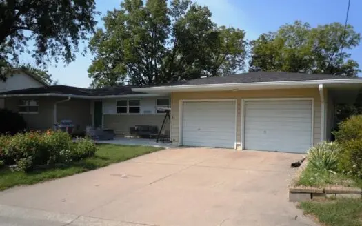 Move-in-Ready Country Home for Sale in Missouri Valley, Iowa