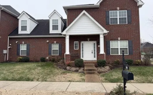 3 bedroom 2.5 bath Townhouse for sale in White House Tn.