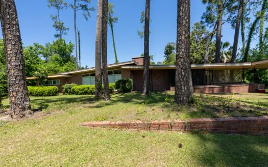 Welcome to 482 Curry St – a charming and spacious 3-bed, 2-bath