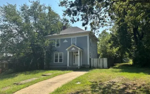 4 Bedroom Home for Sale in Hugo, Oklahoma