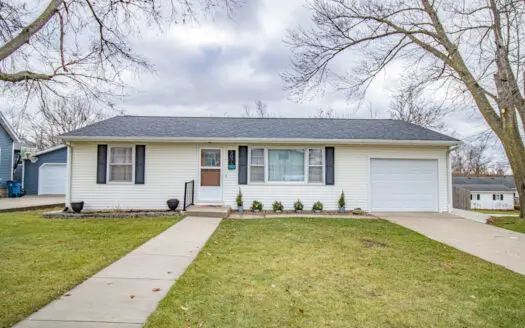 Home for Sale in Springville, Iowa