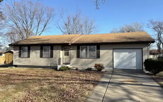 Affordable Starter Home Southside El Dorado Springs MO for Sale